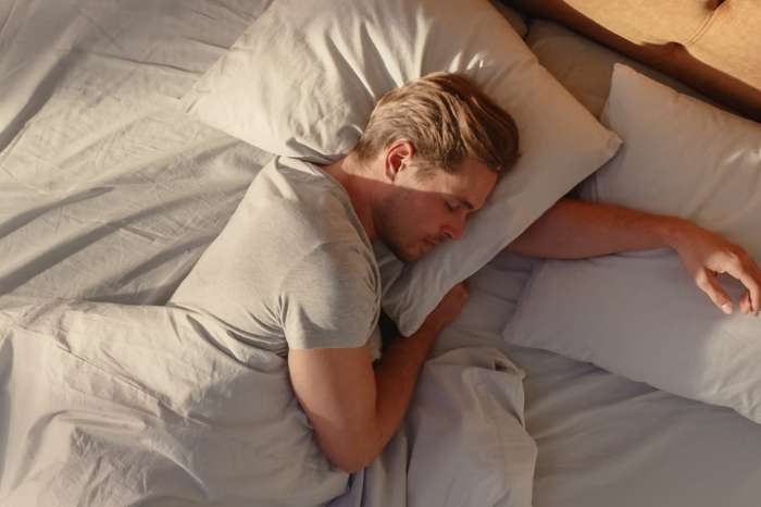 改善睡眠姿勢的方法 改善睡眠姿勢的方法